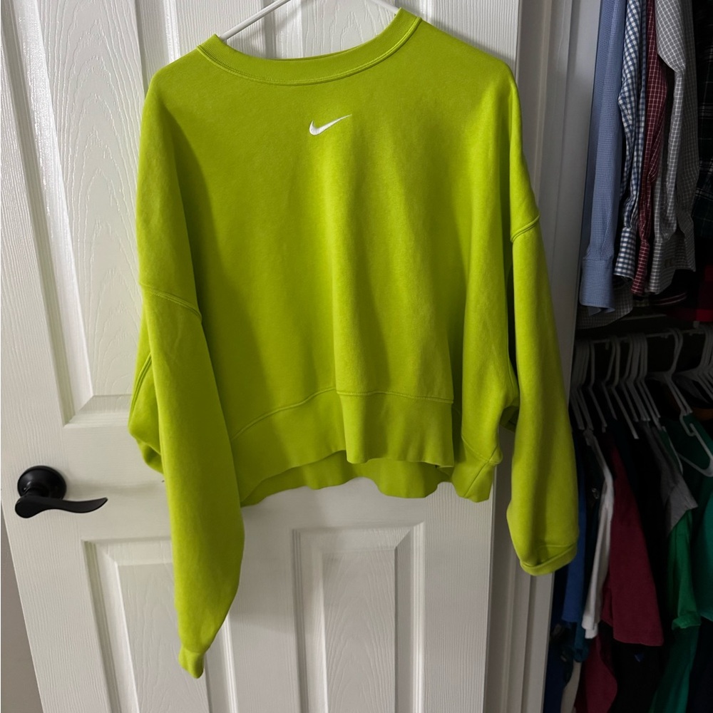 Nike cropped sweatshirt